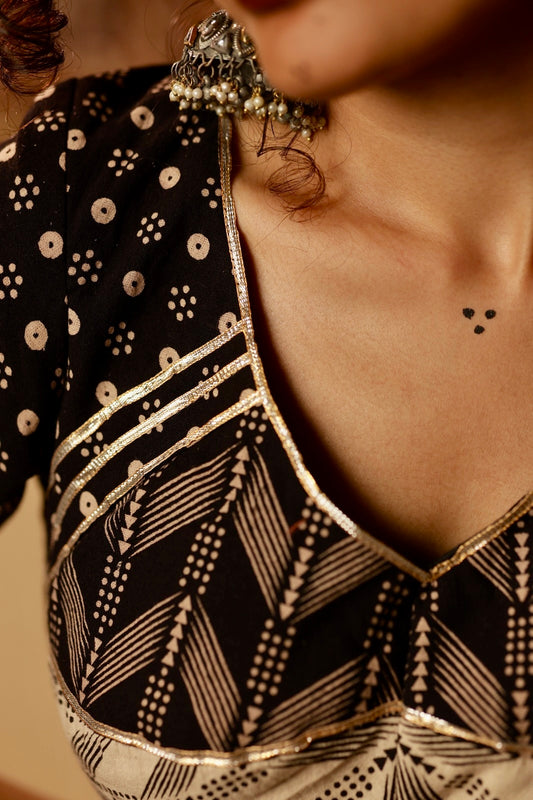 BLACK & BEIGE( CHANIYA CHOLI )